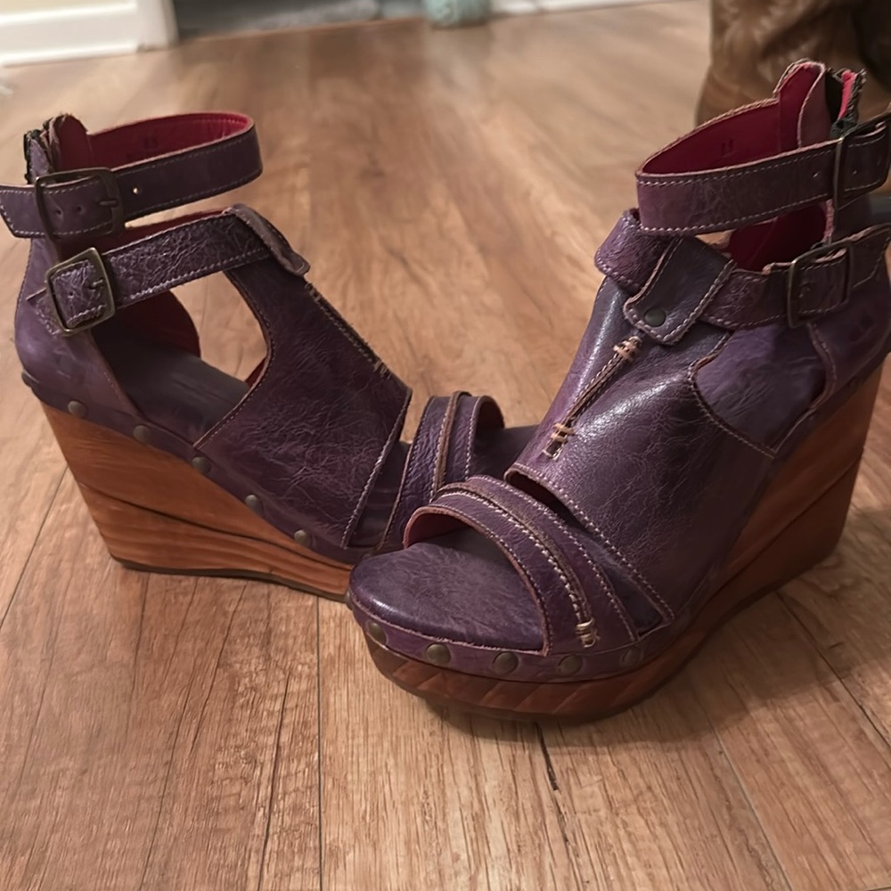 Bed Stu purple wedge sandals